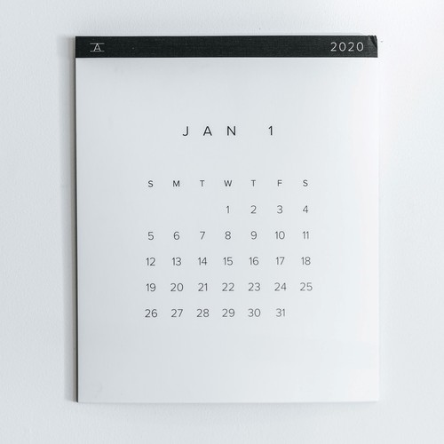 Foto de um calendário do mês de janeiro de 2020